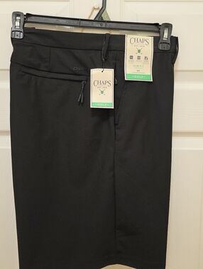 Chaps Men's Slim Fit Golf Chinos - Black
